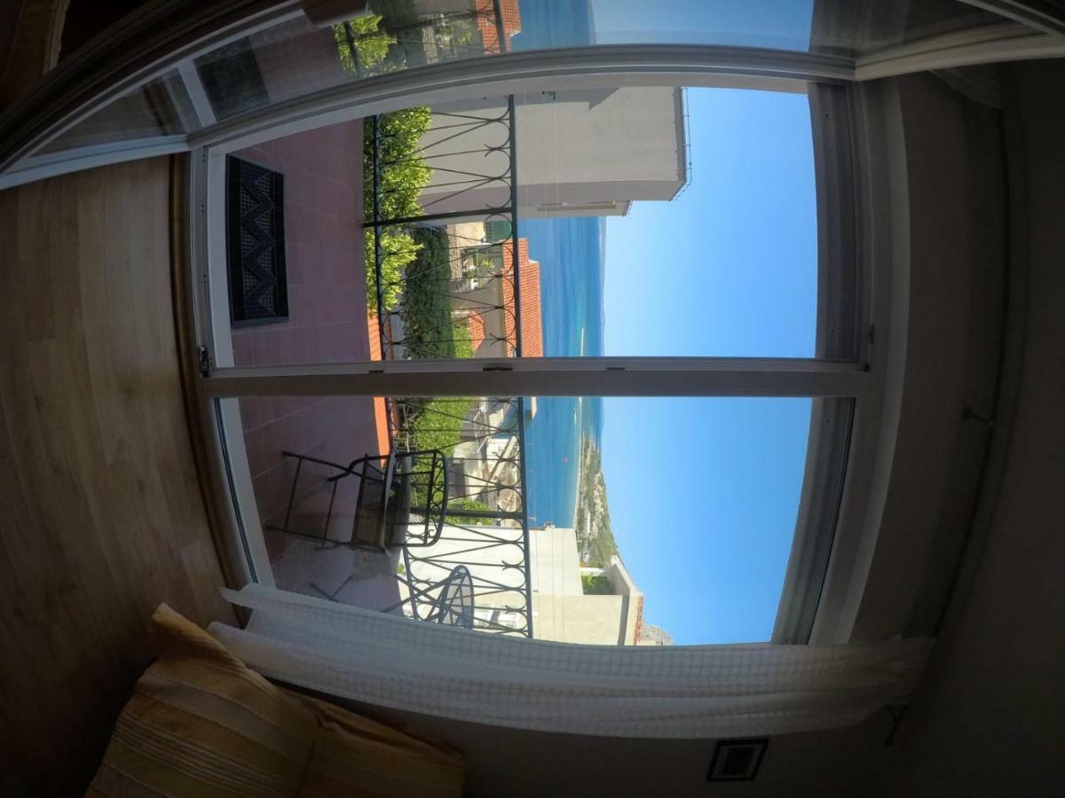 Apartman Kalajzic Omiš Exterior foto